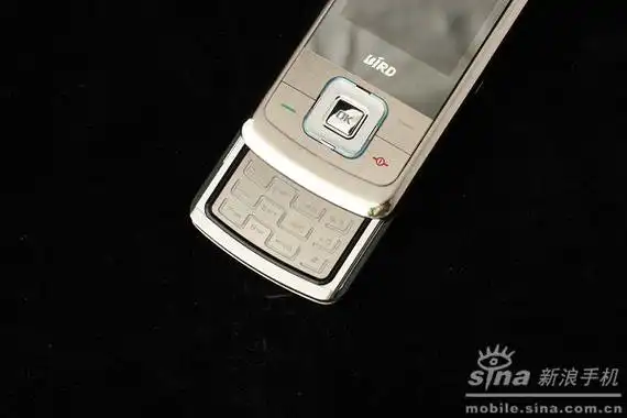 波导v789图片_手机_科技时代_新浪网