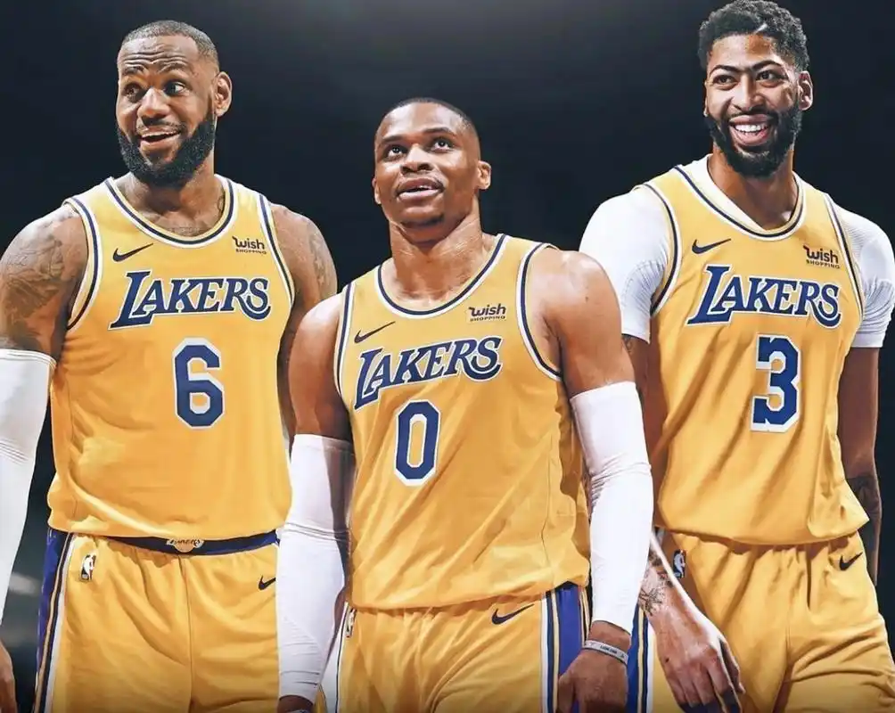 篮网三巨头赢得nba2k23的评分之战!湖人勇士甘拜下风