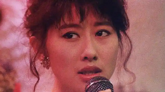 叶倩文一首《祝福》年轻时真的是太美了一开口,瞬间勾起无数回忆