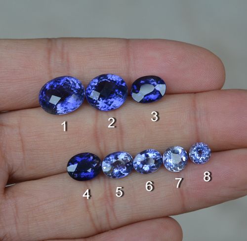 天然青石裸石蓝色净度火彩好超闪满火水蓝宝石其他