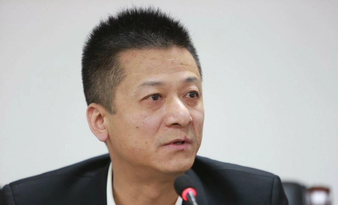 天津权健老板束昱辉,将亚冠奖金翻倍,所以说球员跟对人很关键