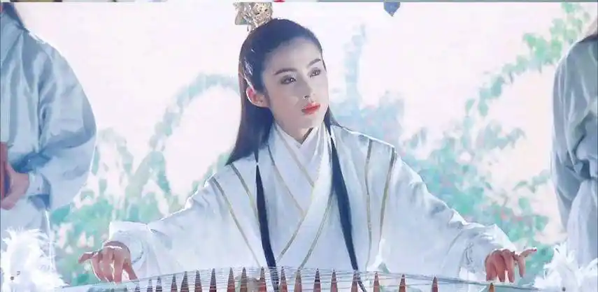 时隔28年,张敏再现经典回眸,引发回忆杀,岁月从不败美人_赵敏_香港