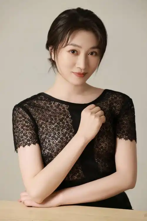 艺术为了和平国际和平艺术家推选人物路洁