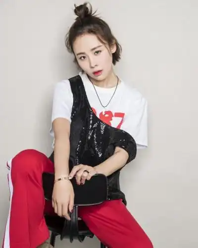 孙艺铭_演员_作品_个人资料_简历_生日_经历_留言 - 酷乐米