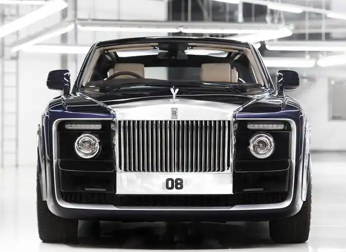 8892万劳斯莱斯现身意大利,配钻石车标,车主还是中国人