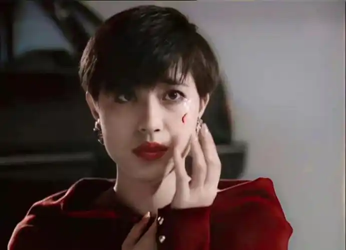 盘点一下我心目中港圈最美的十位短发女星