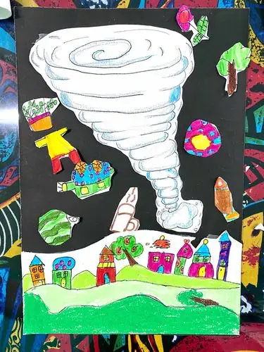 图涂美术基础班周四上午《龙卷风》