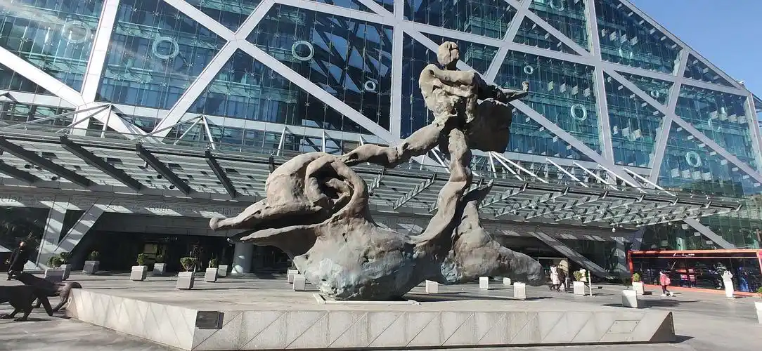 初冬闲逛侨福芳草地