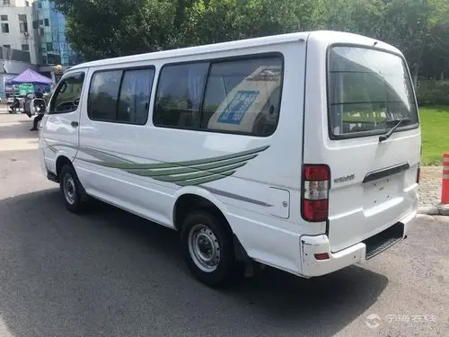 金杯海狮面包车