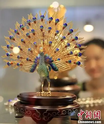 cn >> 行业展会3月27日,2014北京春季珠宝展览会在北京展览馆拉开帷幕