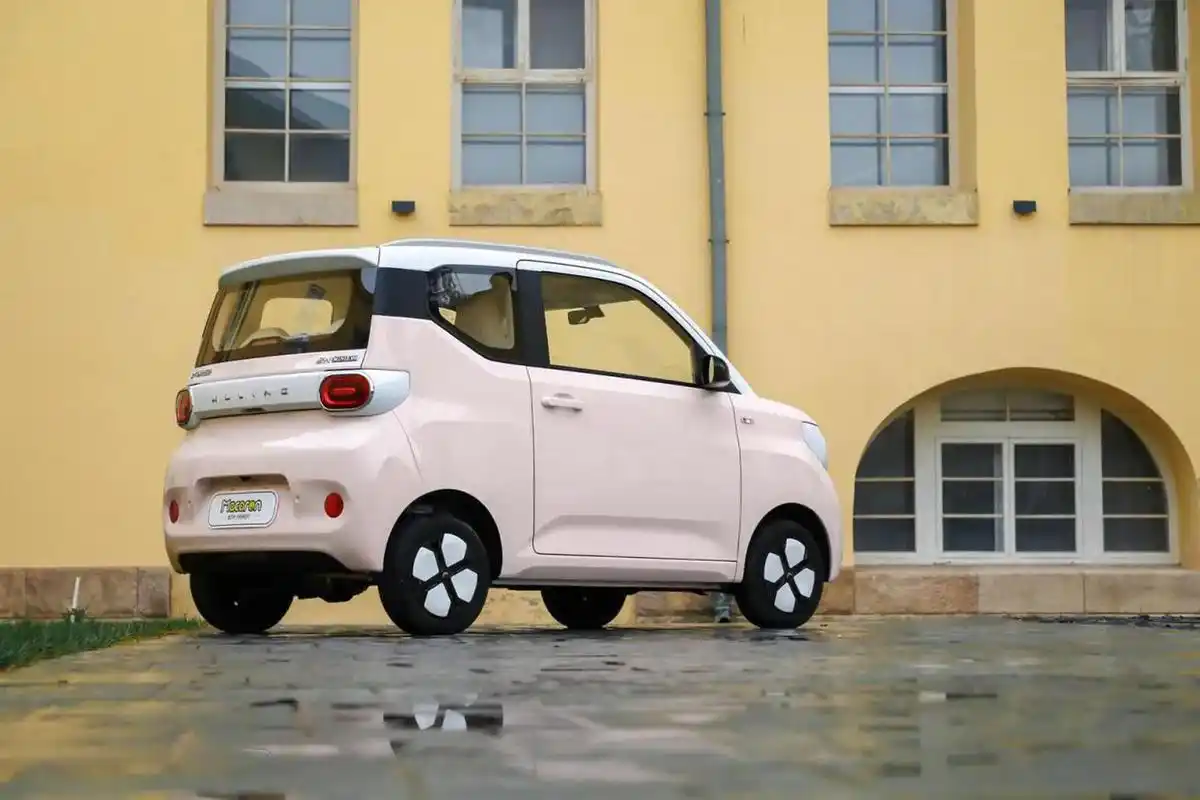 除了长续航和快充,宏光miniev第三代马卡龙还有很多升级?   售价4.68