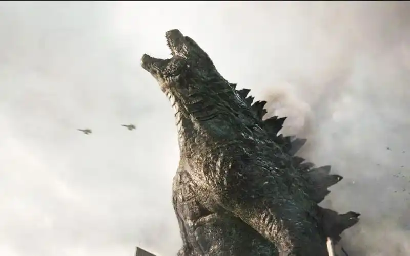 《哥斯拉》百米高的远古巨兽,出场自带原子核能量,实力碾压金刚!