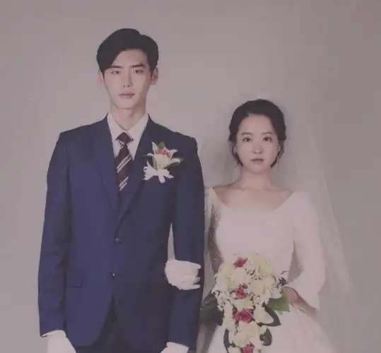 今日推荐电影  李钟硕《热血青春》