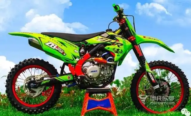 一款分外妖娆的国产越野北海绿魔r6250