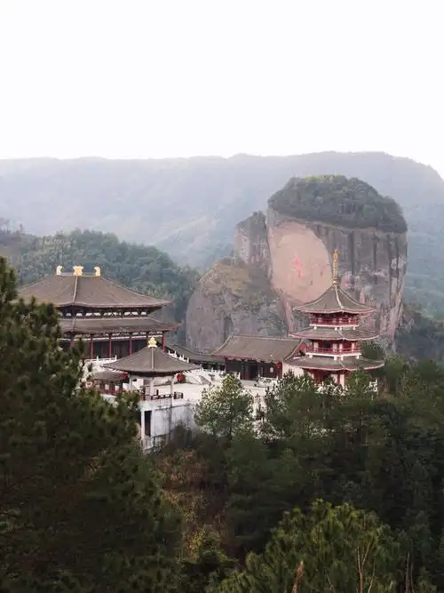 被封禁一千年的地方,一眼望三省|上饶铜钹山