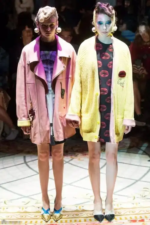 "landguid/溶解"时期的双人组模特 趣味印花