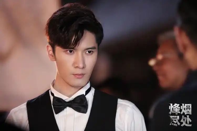 烽烟尽处近日热播中刘海宽首演特工为国而战