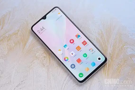 小米cc9评测颜值实力兼具拥有旗舰体验的青年代表
