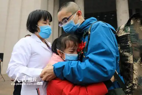 抗击疫情前线上的医务者群像【20】