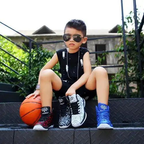 小学生帅气照片头像大全