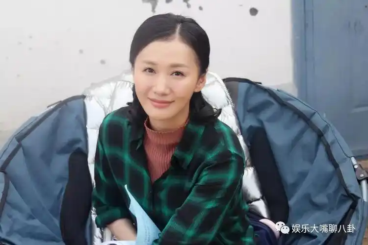 剧中,女一号杨颖由实力派女演员王婉娟饰演.