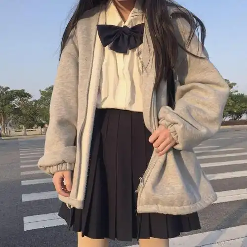 ins半身女生头像