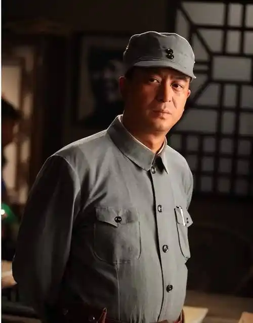 0,杜淳和张嘉译的《雪狼谷》得分为7.3.