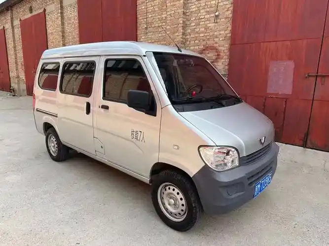 2021年五菱之光   1.2排量   带空调 原版原漆 本 - 抖音