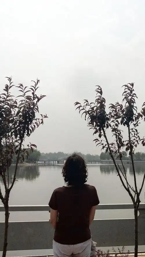 背影,也是一种风景