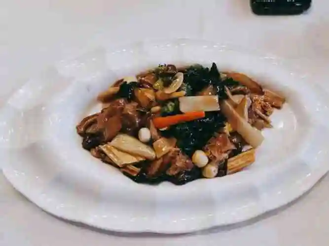 功德林素菜饭庄(前门店)-"替妈妈们聚会买的,总体感觉挺好.