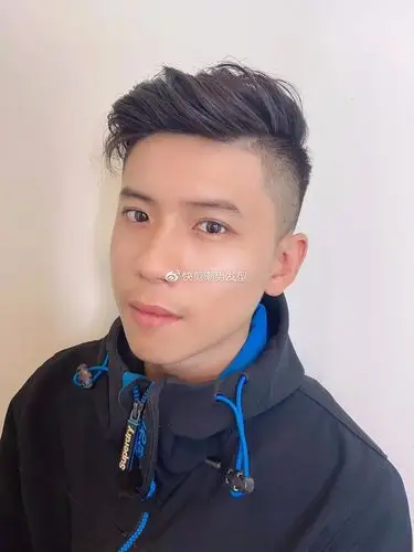 越剪越帅气的男生短发这12款发型随你挑选清爽利落尽显潮男范