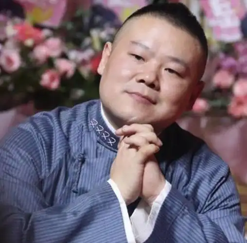 岳云鹏说我们一穿上大褂就是自己最体面的样子