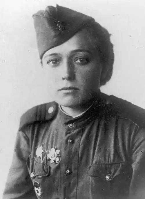 史上最庞大的"花木兰从军":战争下的苏联女兵