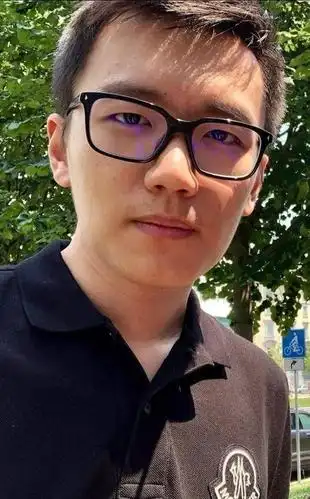 网曝"苏宁公子"张康阳求婚成功 苏宁回应辟谣