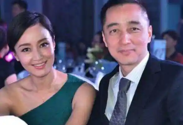 赵子琪老公路金波为其净身出户小三赵子琪走光图片故意炒作