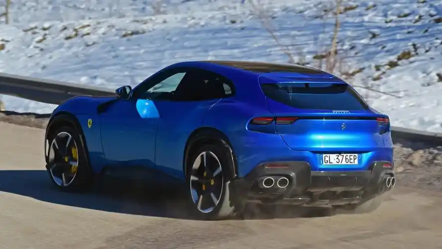 彰显12缸的魅力法拉利purosangue大量实拍图发布