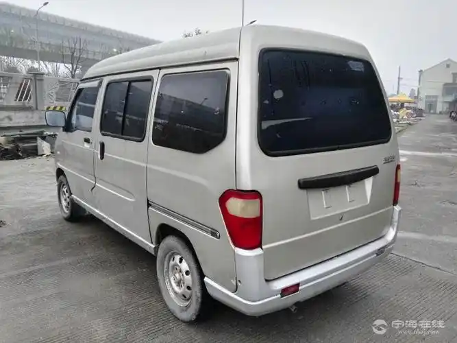 五菱之光6376c3 银灰色 售价:1.80万元