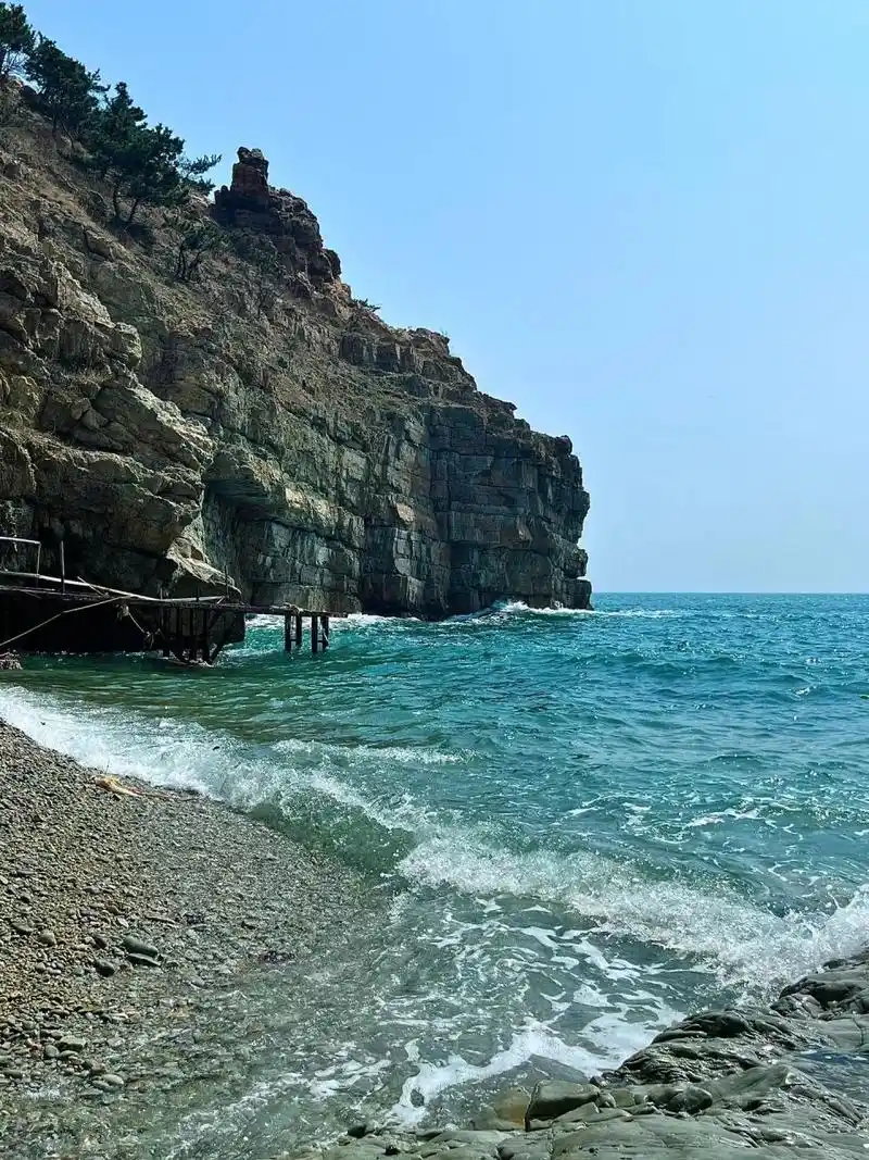 从海之韵公园进去,一定要坐小火车上去,不然会累死,而且下车的时候也