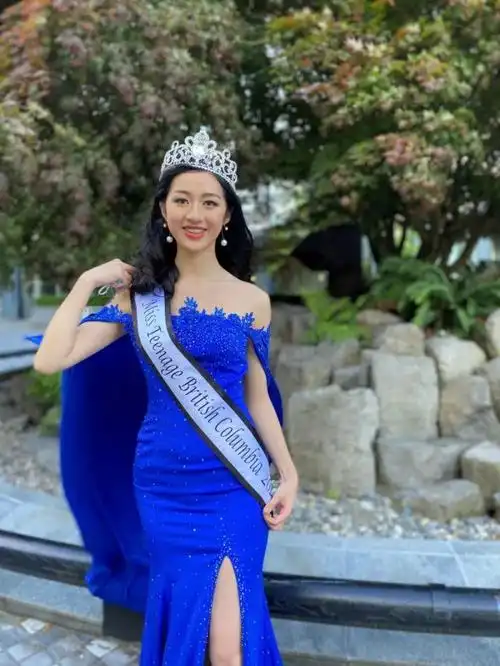 一个带着牙套的理工科学霸温哥华15岁华裔女孩成选美冠军