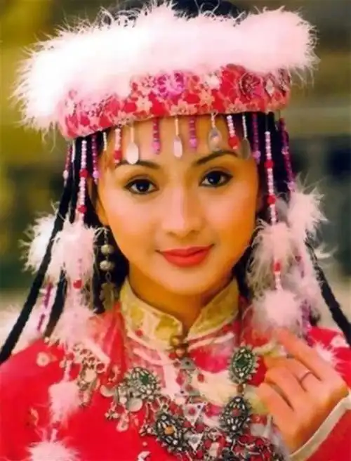 香妃刘丹27岁去世父亲殉职哥哥病逝一家只剩母亲一人