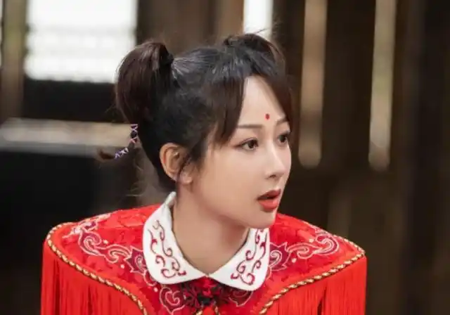 杨紫好会啊!为啥明星都沉迷剧本杀?能薅多少羊毛