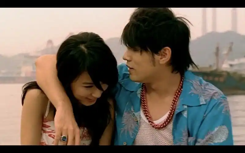 【田馥甄】爱了很久的朋友mv 周杰伦版(给爱久宝一个没有井柏然跟