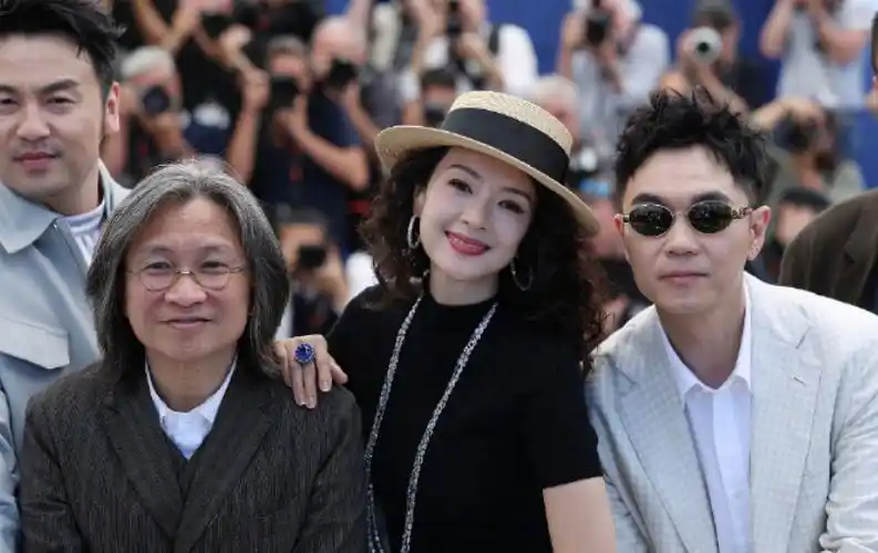 章子怡的回应来了!真的很痛!