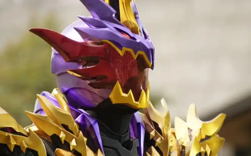 现场级画质!假面骑士王剑 邪王飞龙