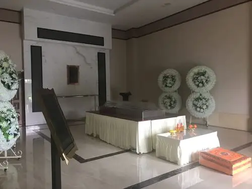 峨眉山殡仪馆参观