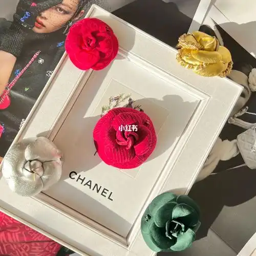 香奈儿202223秋冬山茶花胸花