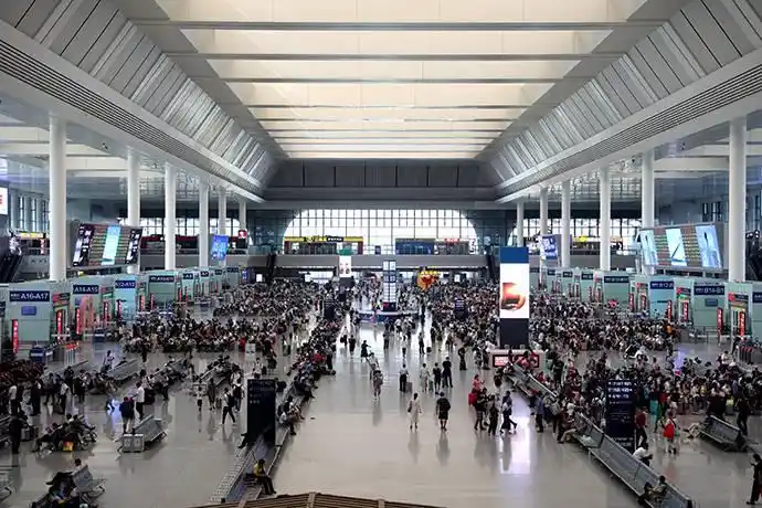 南宁东站候车室(来源:南宁局集团公司)