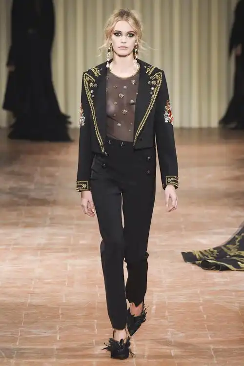 alberta ferretti(阿尔伯特·菲尔蒂)2017米兰秋冬高级成衣系列