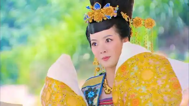 隋唐英雄3:皇后为何向飞燕下跪,飞燕又会怎么做