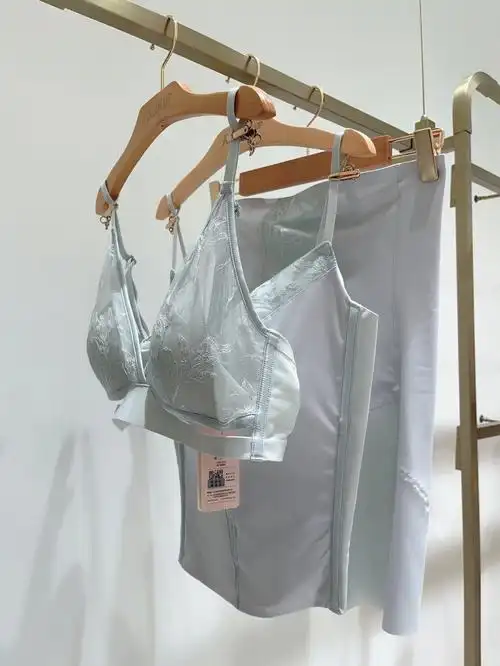 梵妮卡波  #梵妳卡波  #舒适内衣  #专注无钢圈塑形内衣第8年